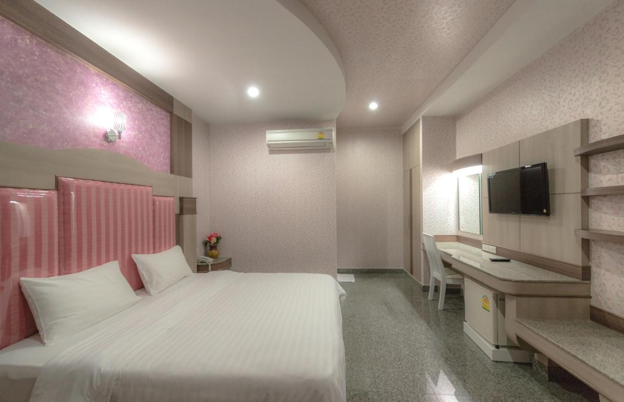 Martina Hotel Surin Esterno foto