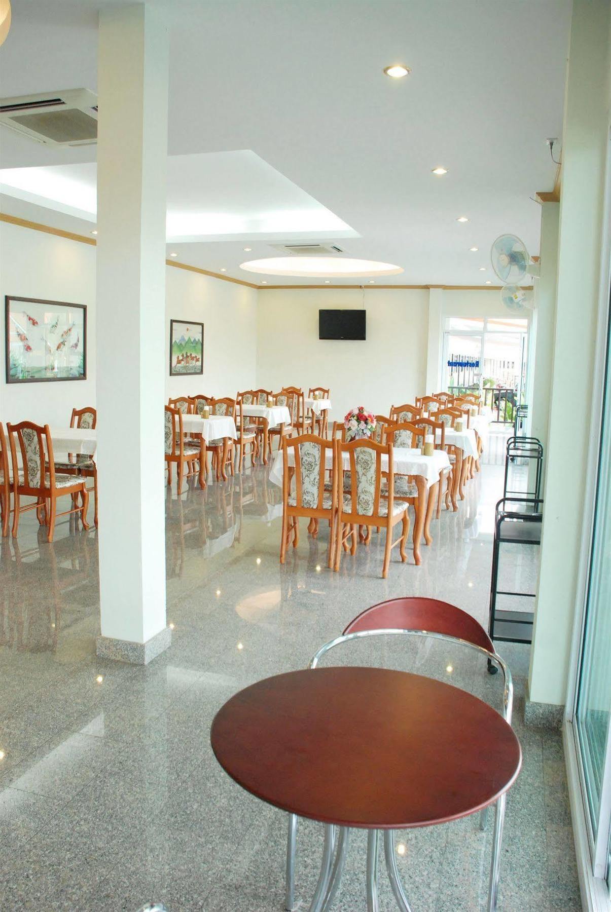 Martina Hotel Surin Esterno foto